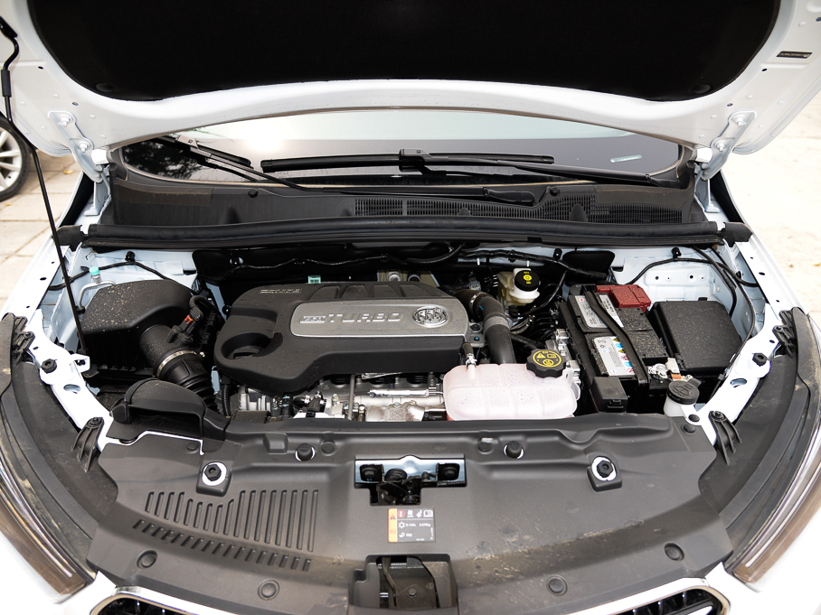 上汽通用別克2016款昂科拉