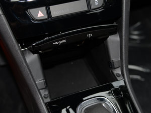 201618T ԄӃ򌶼оӢ п؅^