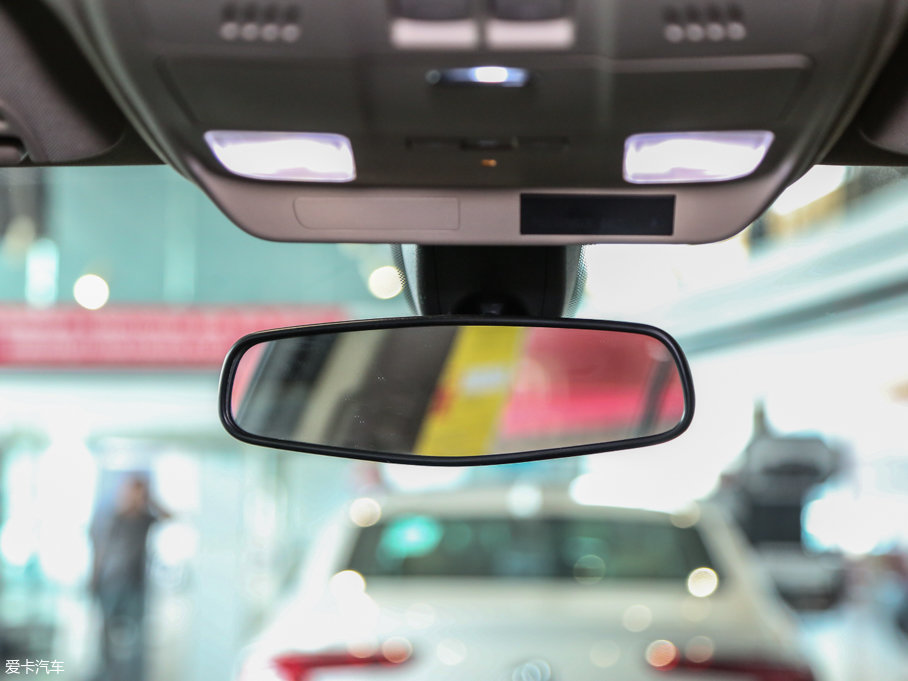 2017 28T (q)I(lng)