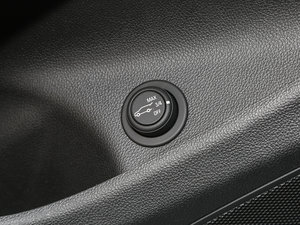 201728T 򌾫Ӣ п؅^