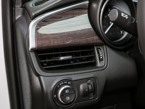 201728T 򌾫Ӣ п؅^