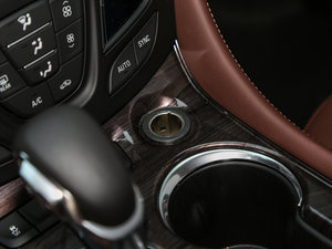 201728T 򌾫Ӣ п؅^