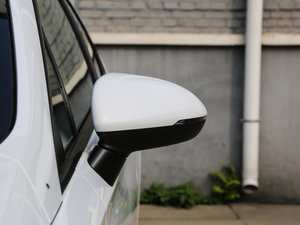 2017 20T pxI(lng) ҕR