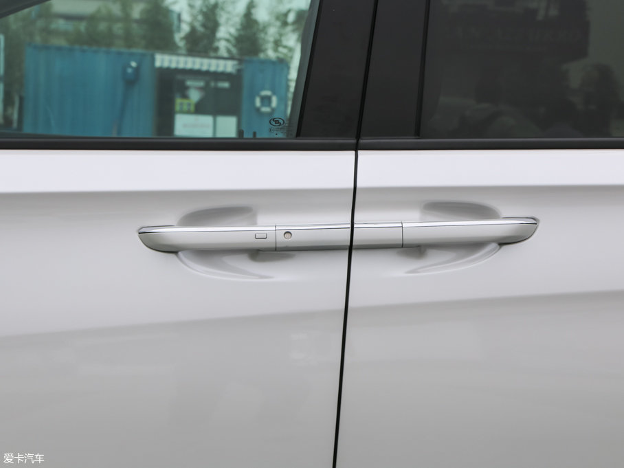 2017eGL8 ES 28T Ş V