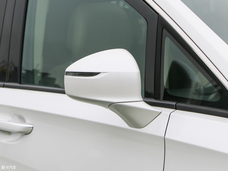 2017eGL8 ES 28T Ş V