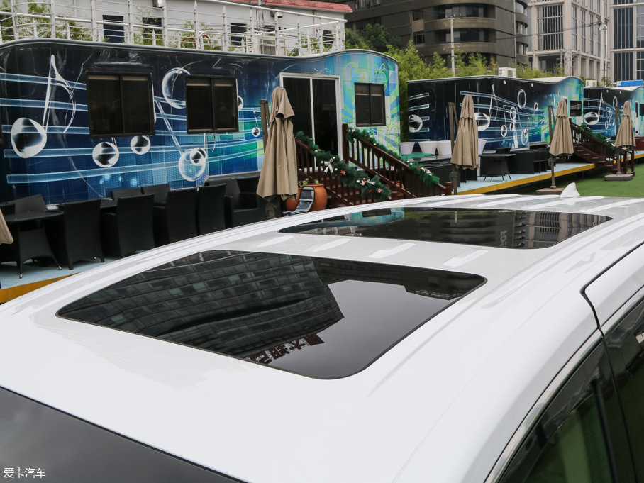 2017eGL8 ES 28T Ş (gu)V