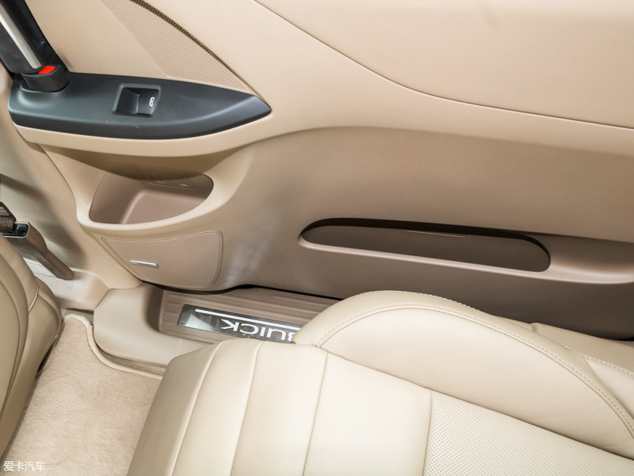 2017eGL8 ES 28T Ş V