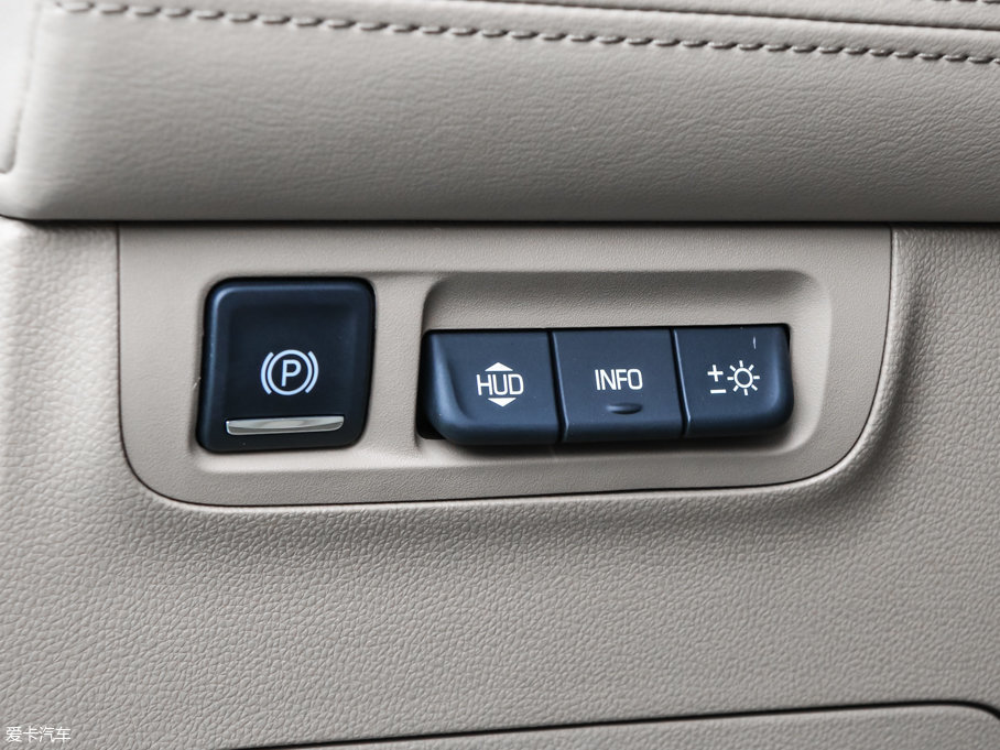 2017eGL8 ES 28T Ş V