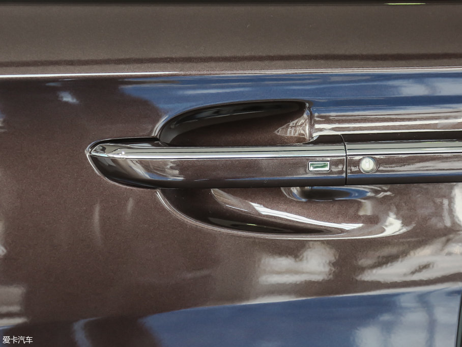 2017eGL8 ES 28T Ş V