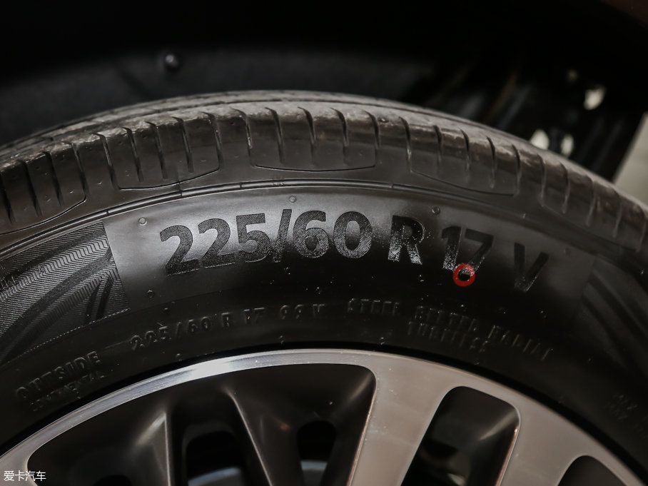 2017eGL8 ES 28T Ş V