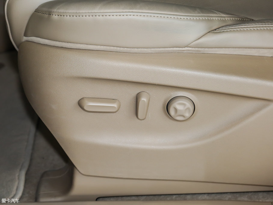 2017eGL8 ES 28T Ş V