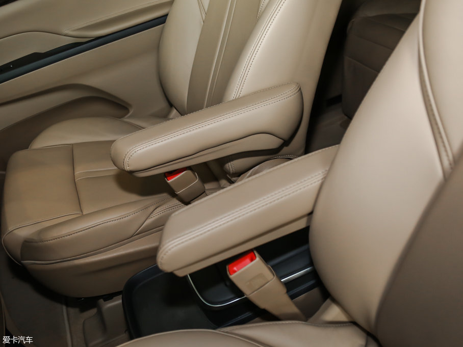 2017eGL8 ES 28T Ş V