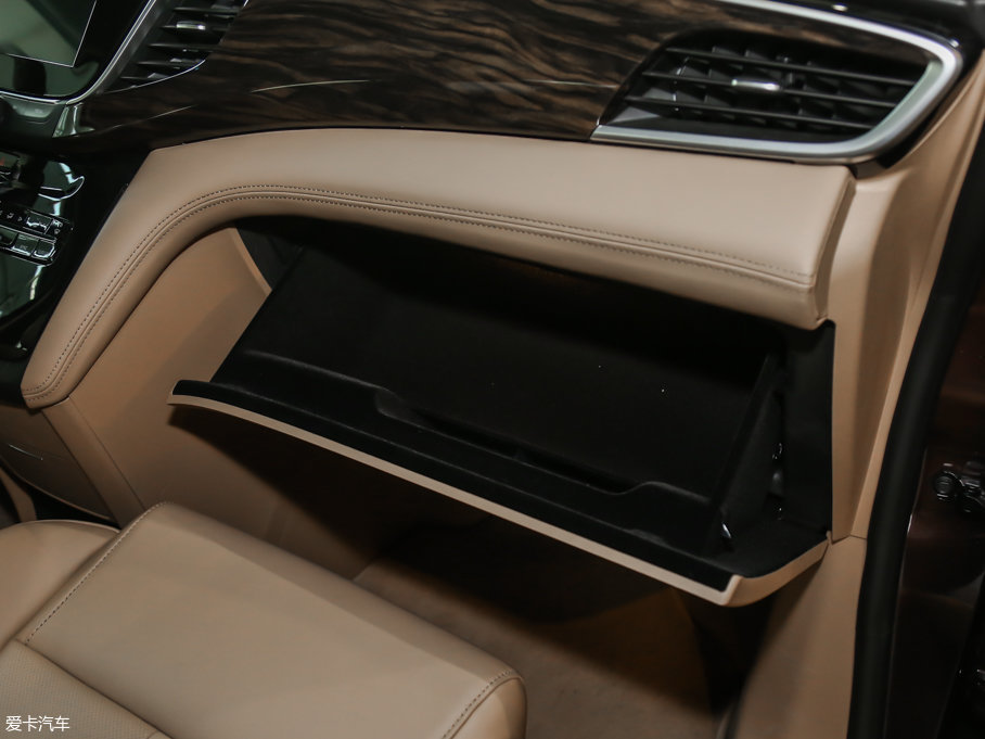 2017eGL8 ES 28T Ş V