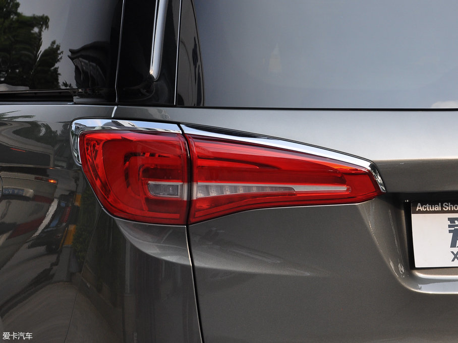 2017eGL8 ES 28T Ş V