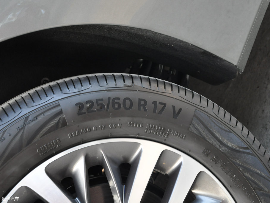 2017eGL8 ES 28T Ş V