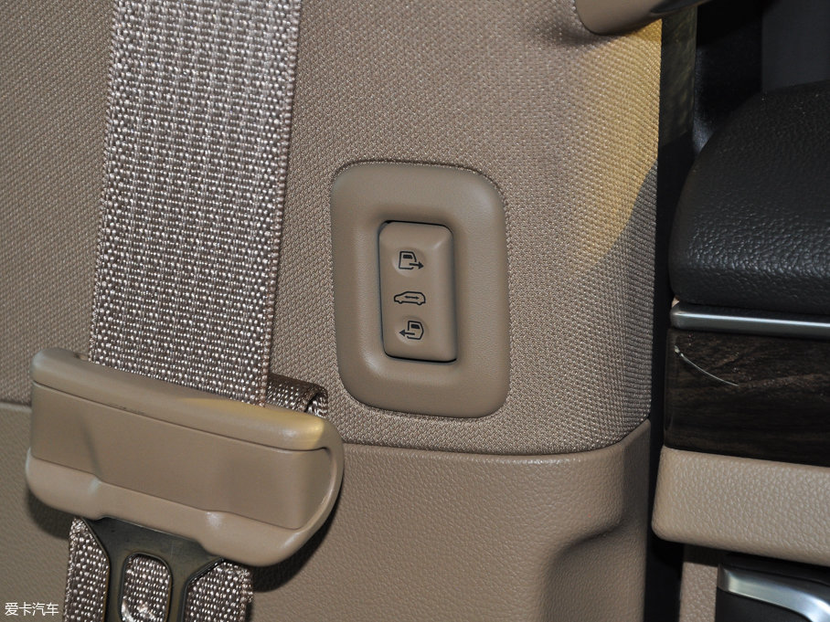 2017eGL8 ES 28T Ş V