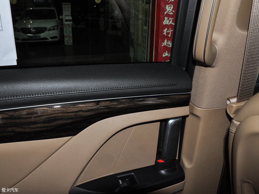 2017eGL8 ES 28T Ş V