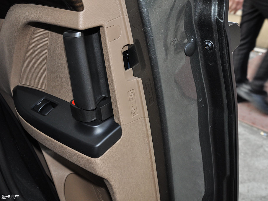 2017eGL8 ES 28T Ş V