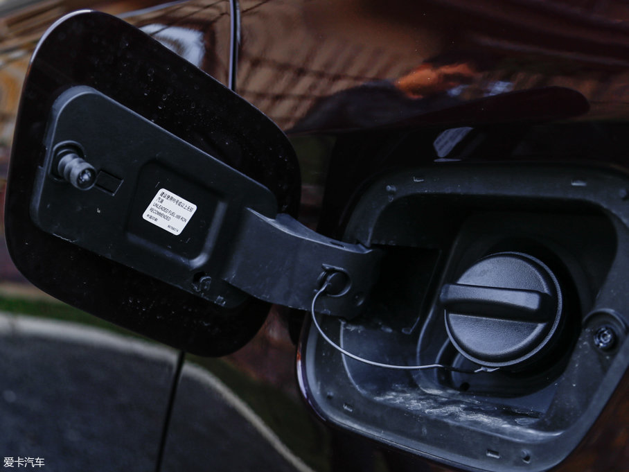 2017eGL8 ES Avenir (gu)V