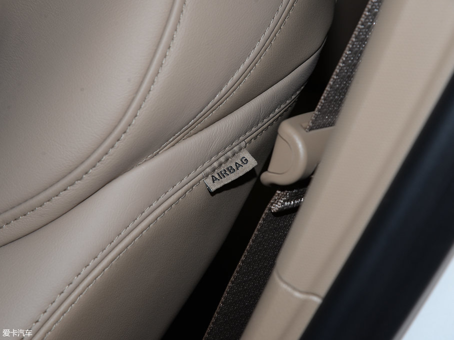 2017eGL8 ES 28T  (gu)V