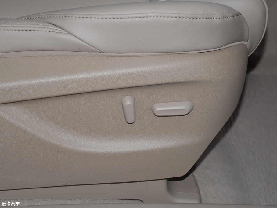 2017eGL8 ES 28T  (gu)V