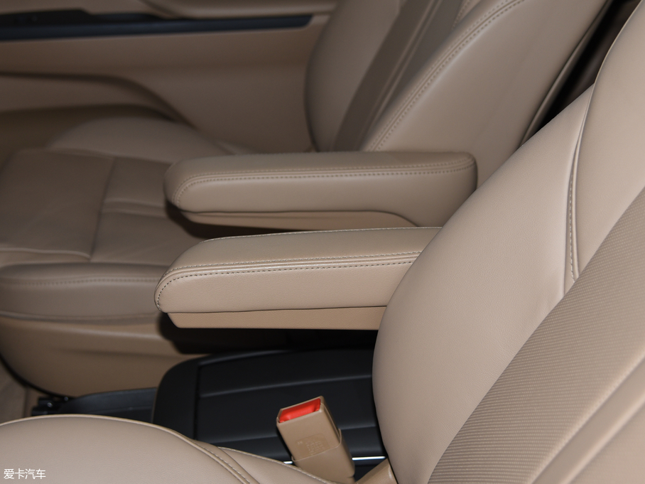 2017eGL8 ES 28T Ş V