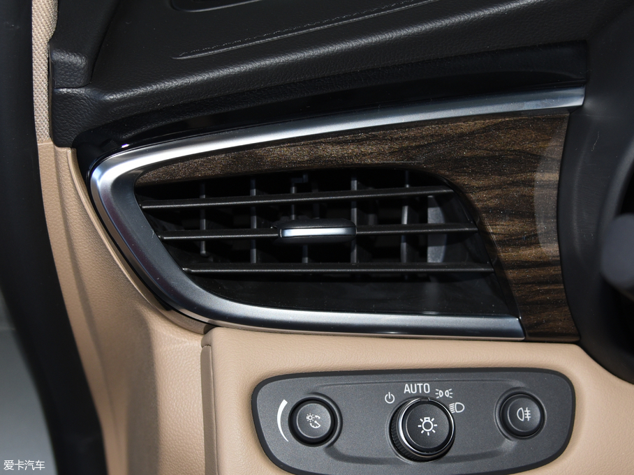 2017eGL8 ES 28T Ş V