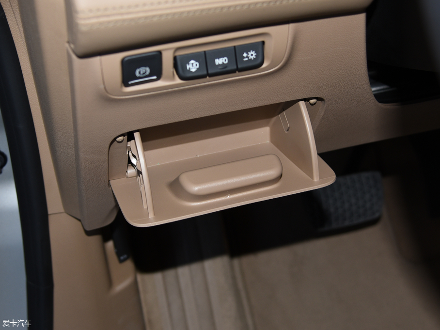 2017eGL8 ES 28T Ş V