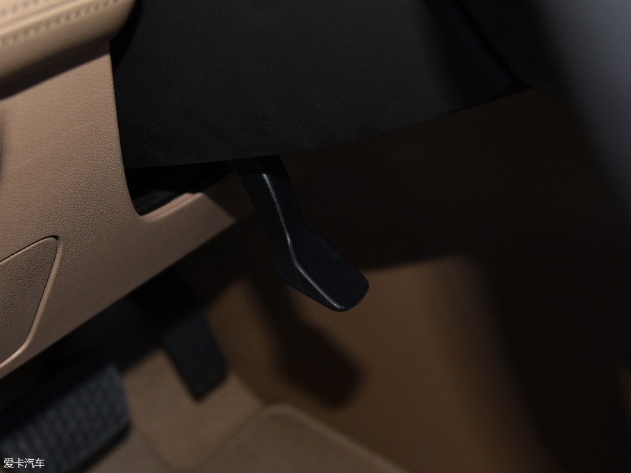 2017eGL8 ES 28T Ş V