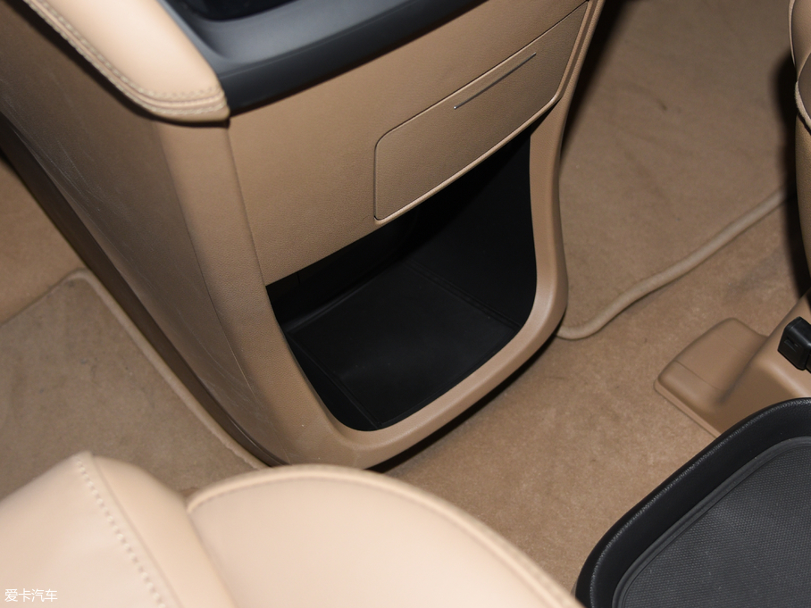 2017eGL8 ES 28T Ş V