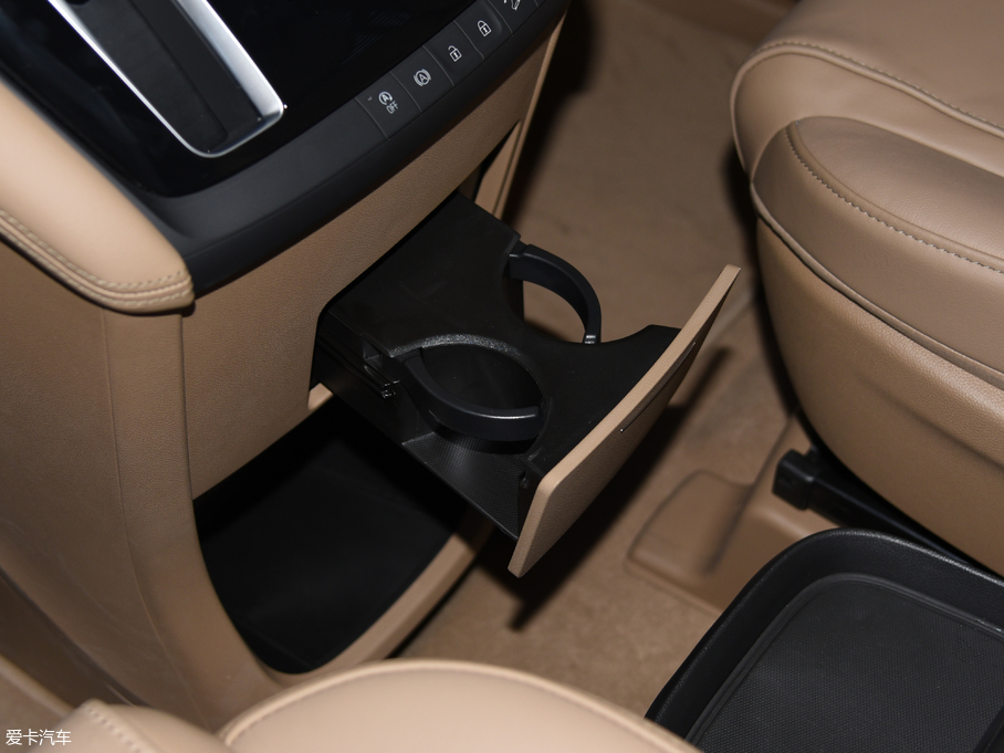 2017eGL8 ES 28T Ş V