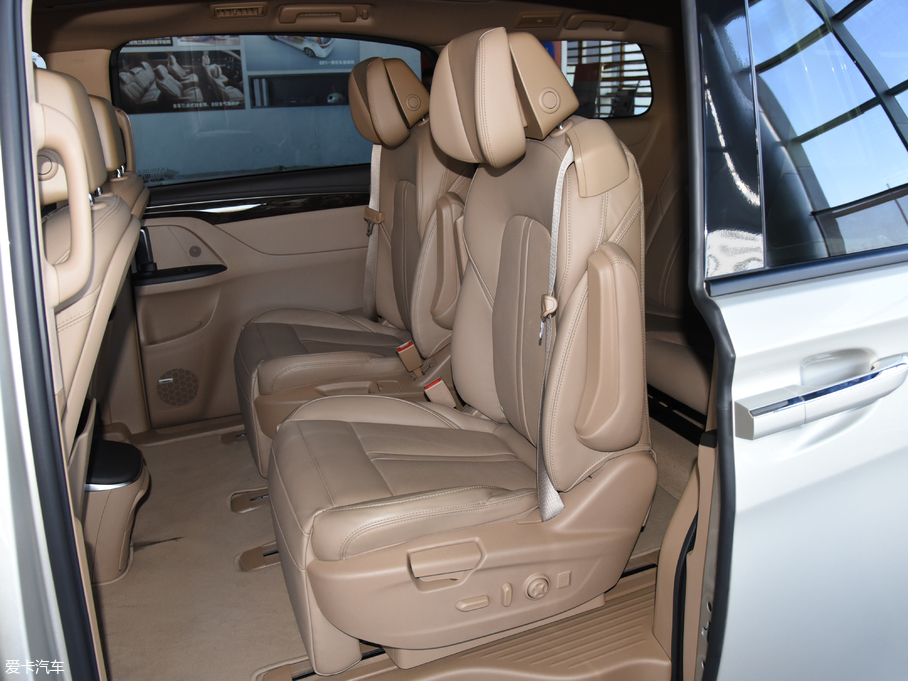 2017eGL8 ES 28T Ş V