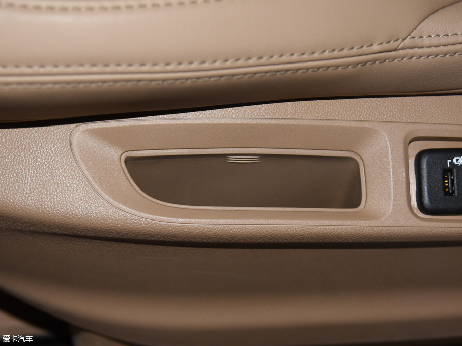 2017eGL8 ES 28T Ş V