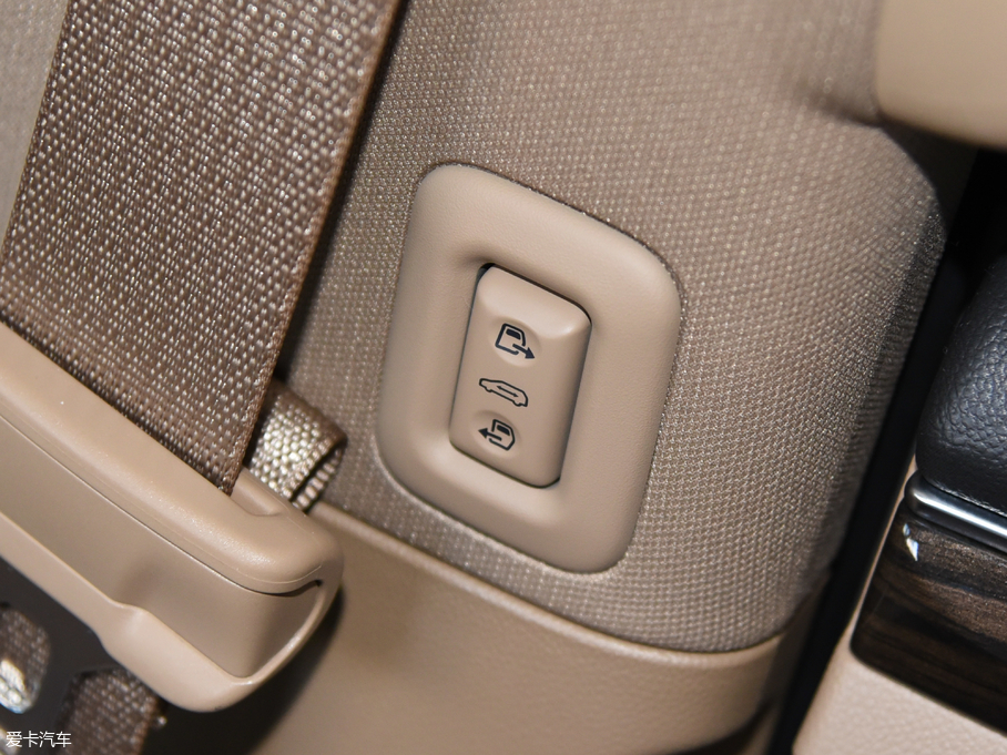 2017eGL8 ES 28T Ş V