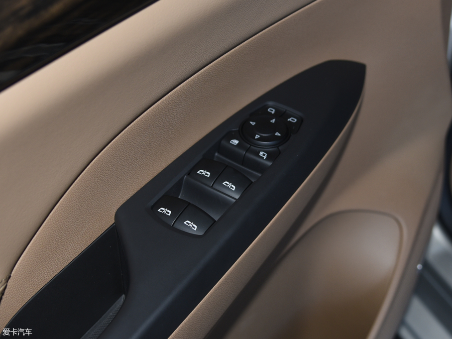 2017eGL8 ES 28T Ş V