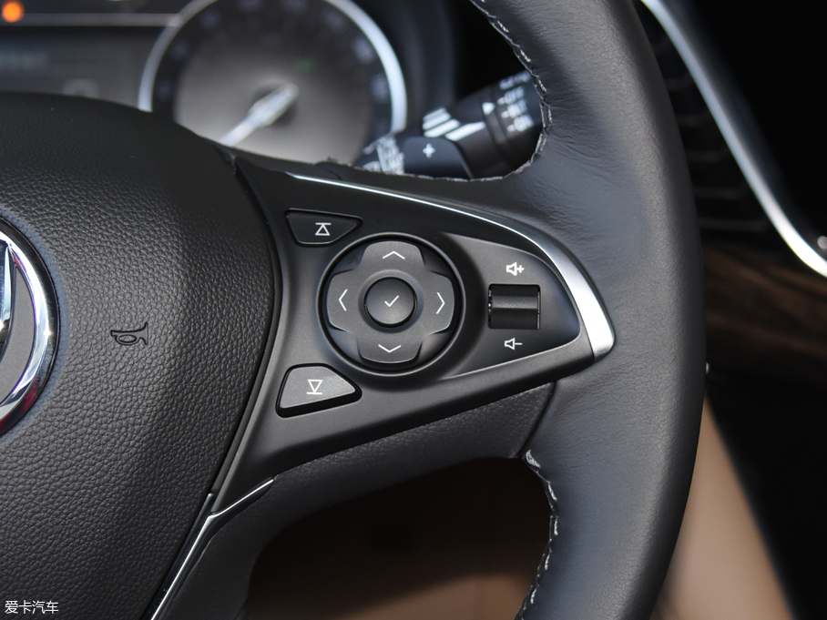 2017eGL8 ES 28T Ş V