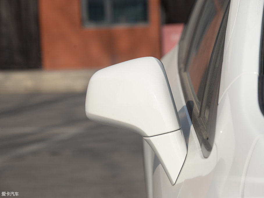 上汽通用別克2017款昂科拉