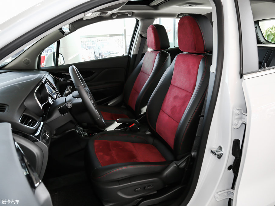 2017 18T ԄӃ(q)оӢ