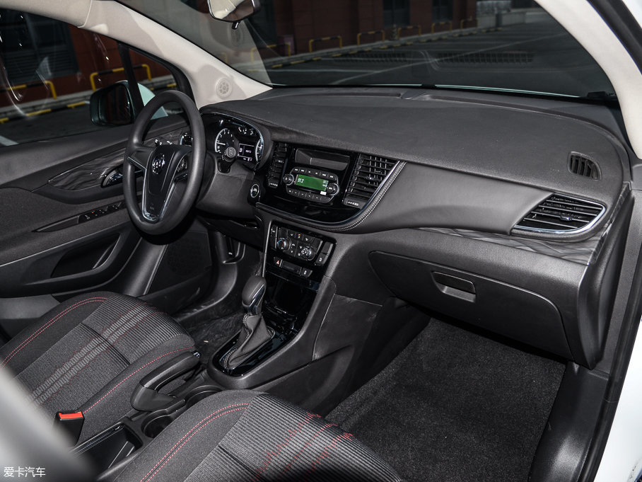 2017 18T ԄӃ򌶼Еr