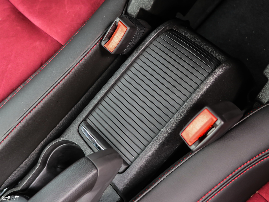 2017 18T ԄӃ򌶼оӢ