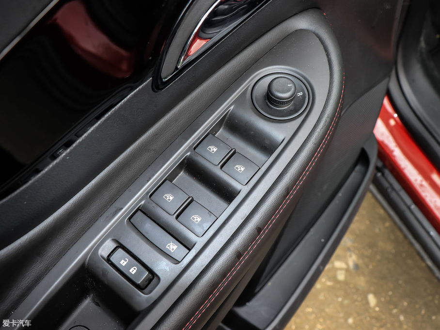 2017 18T ԄӃ(q)оӢ