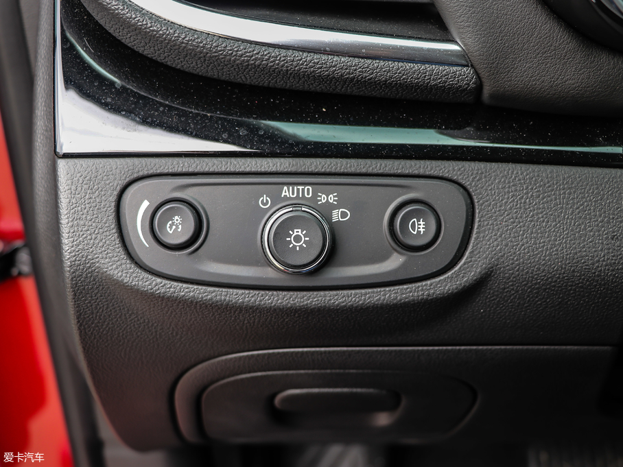 2017 18T ԄӃ򌶼оӢ