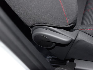 201718T ԄӃ򌶼Еr g