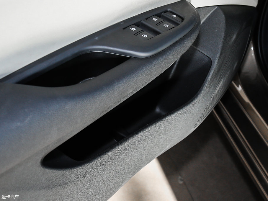 2017Ӣ 15N ԄM(jn)ȡ