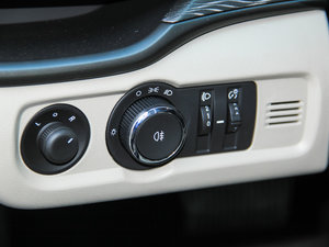 201715N ԄӾӢ п؅^