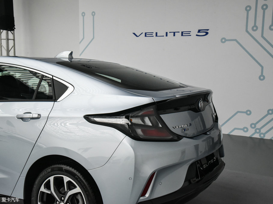 2017��VELITE 5 �r��������