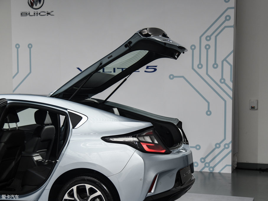 2017��VELITE 5 �r��������