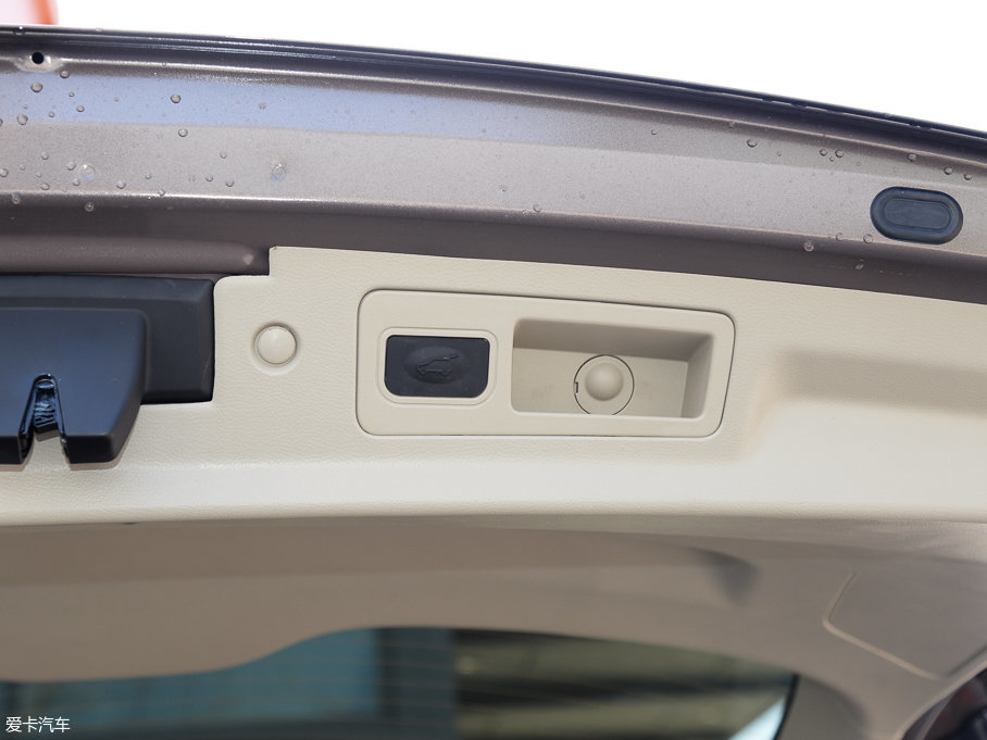 2017eGL8 25S F (gu)V