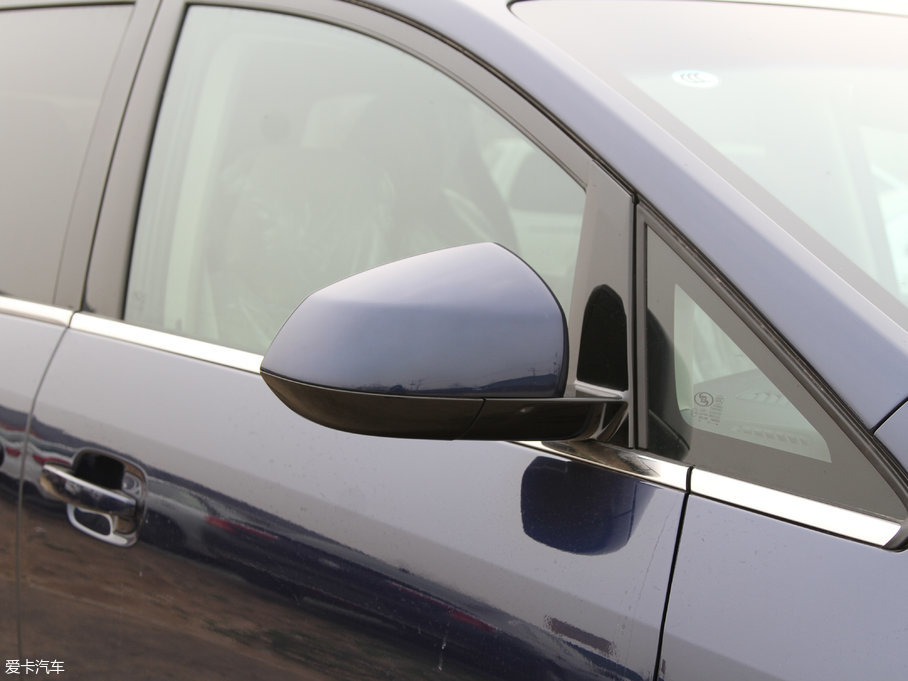 2017eGL8 25S m (gu)V