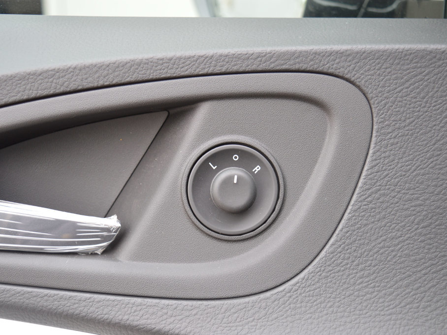 2017eGL8 25S A (gu)V